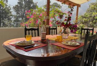 Casa de Campo - Ed  n de Cocachacra has Balcony rooms