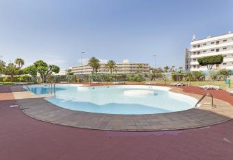 Apartamento Iguazu has Smoking/Balcony rooms