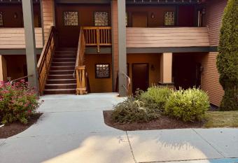 Blossom Meadow Hideaway allows 18 year olds to book a room