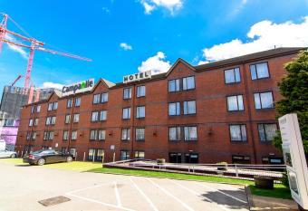 Campanile Manchester allows 18 year olds to book a room