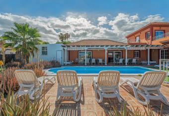 Villa Mi Sol has Balcony rooms