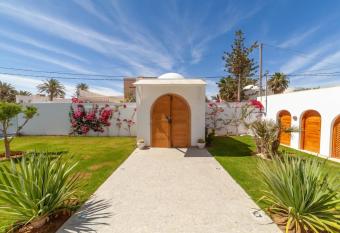 Villa AZUL has Balcony rooms