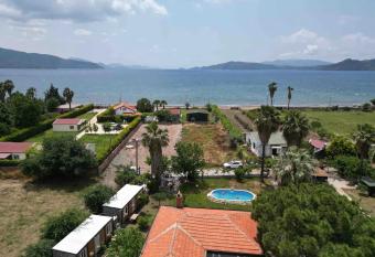 Castabus Homes has Balcony rooms