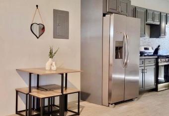 2 bedroom apartment Grayson place allows 18 year olds to book a room