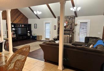 Quite and Beautiful Stay has Balcony rooms