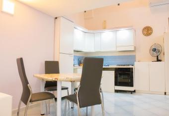 Casetta Mimma - Ischia Ponte allows 18 year olds to book a room