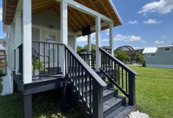 Riverfront Tiny House- Amazing Views #555 has Balcony rooms