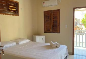 Su  tes do Tito allows 18 year olds to book a room