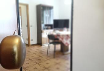 Casa Luciano Bellaria Centro allows 18 year olds to book a room