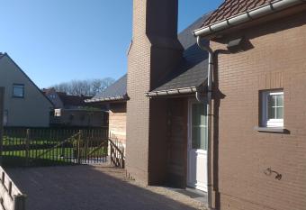 Het Waterhoentje has Balcony rooms