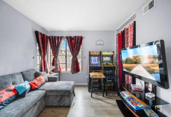 River Ash Retreat-RAR has Balcony rooms