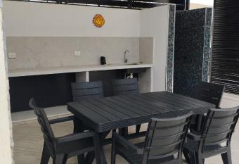 Maison de vacances    Djerba allows 18 year olds to book a room