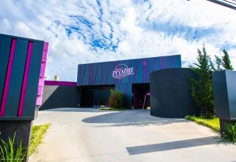 Prestige Motel 3 has Smoking rooms