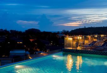 Kata condo w kitchen Mountain view allows 18 year olds to book a room