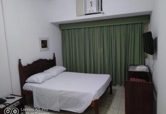 Hotel Atl  ntico Avenida allows 18 year olds to book a room