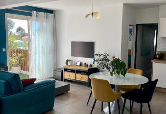 Appartement proche des plages has Balcony rooms