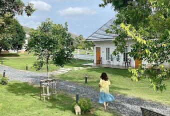 Stayokay Sattahip has Balcony rooms