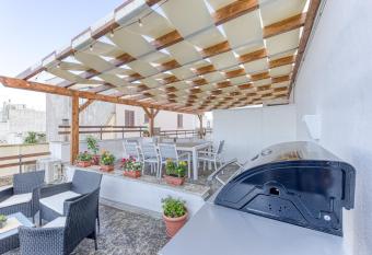 Dimore degli innamorati has Balcony rooms