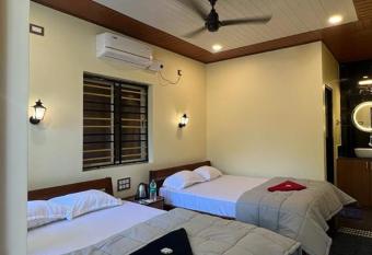 Sea trip has rooms with a private hot tub