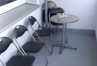           allows 18 year olds to book a room