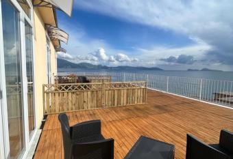 Charme Room&Relax has Balcony rooms