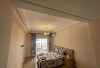 Appartement    tanger ville city centre corniche has rooms with a private hot tub