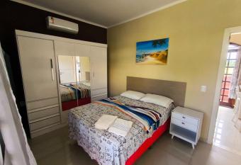 Apartamento vista para a piscina has Balcony rooms