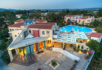 Aeolian Gaea Hotel has Balcony rooms