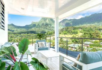 Painapo Lodge 3BR Valley View Paopao Moorea has Balcony rooms