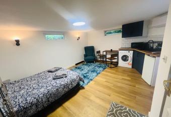 The Garden Hideaway allows 18 year olds to book a room