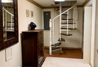 Tranquil Basement Apartment by the woods has Balcony rooms