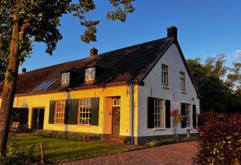 (null) allows 18 year olds to book a room