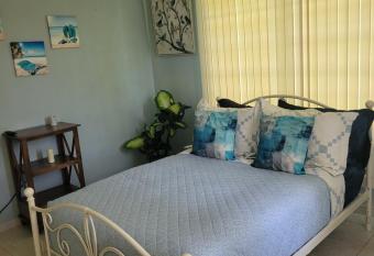 Valley Ocean sirene retreat has Balcony rooms