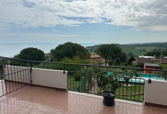 Cielo Mare Campagna has Balcony rooms