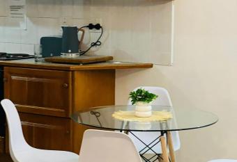 Peacehaven flat 208 has rooms with a private hot tub