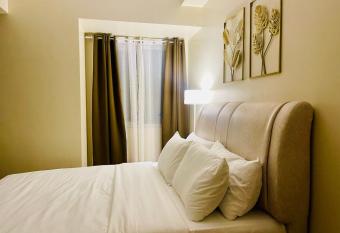 Cozy 1-Bedroom at Aspira Tower 1 allows 18 year olds to book a room