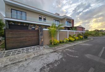 Capital H Villa has Balcony rooms