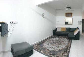 Nuha Kulim Hitech Homestay has Balcony rooms