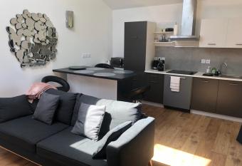 la cerisiere has Balcony rooms