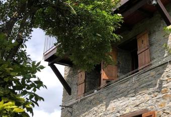 La Strega Bianca has Balcony rooms