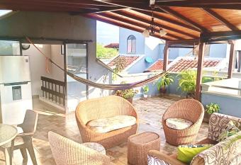 Apartamento amplio con una hermosa terraza has Balcony rooms