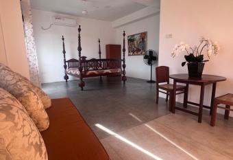 Roof 16 has Balcony rooms