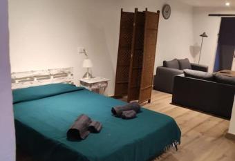 Habitaci  n independiente Son Morell has Balcony rooms