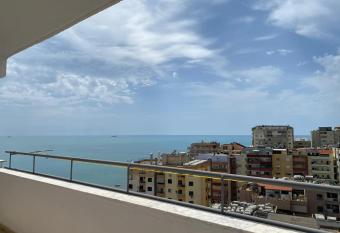 Klager apartments has rooms with a private hot tub