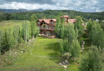 (null) has Balcony rooms