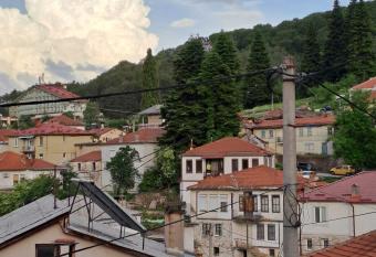 Kru  evski odaji has Balcony rooms