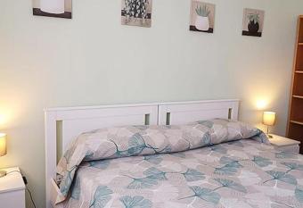 Apartment Pescantina has Balcony rooms