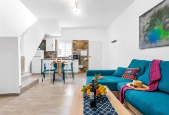 The House of Rising Sun has Balcony rooms