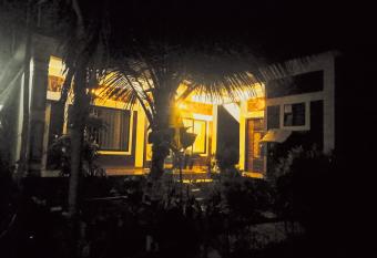 Gangotri Cafe and Rooms has Balcony rooms