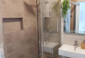 Ribeirinha Studio allows 18 year olds to book a room